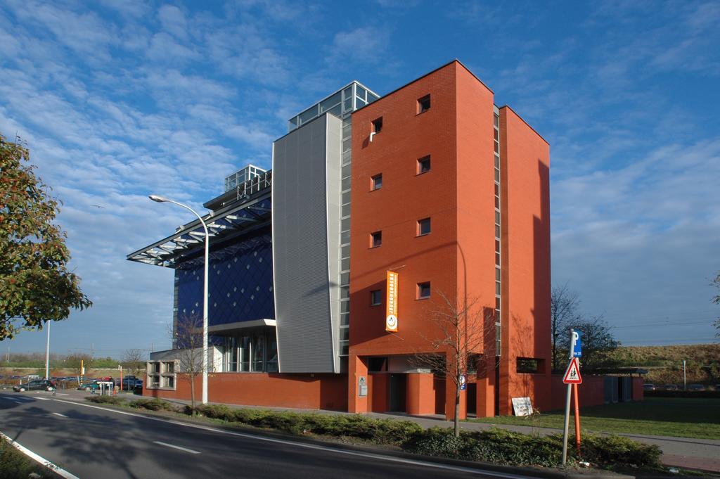 Hostel De Zandpoort Mechelen Dış mekan fotoğraf